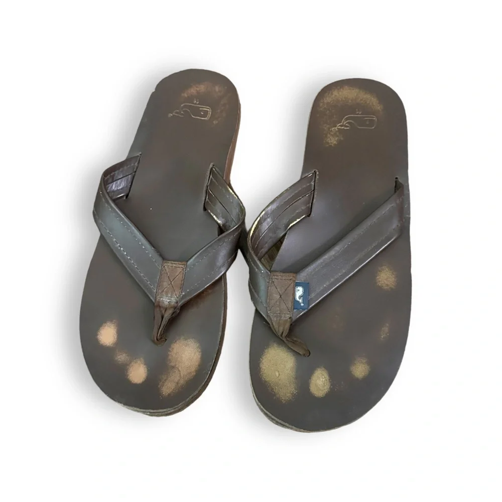 Vineyard Vines Leather Flip Flops